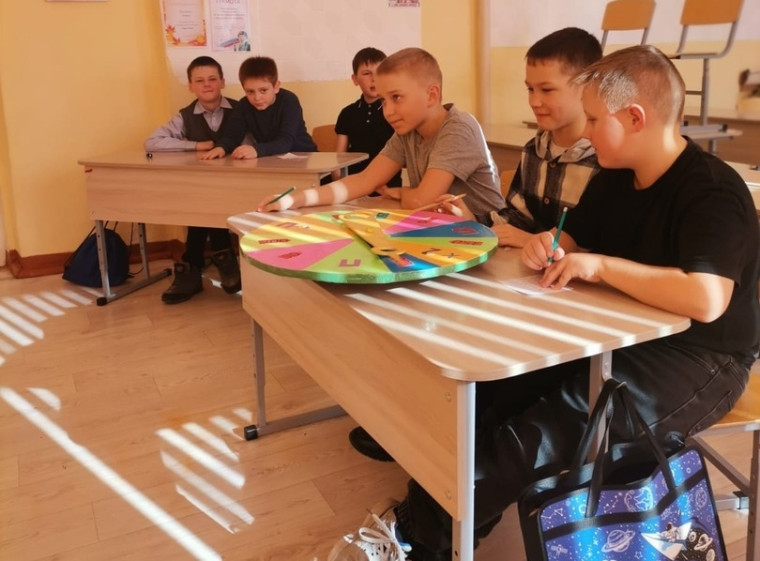 С днем Защитника Отечества!.